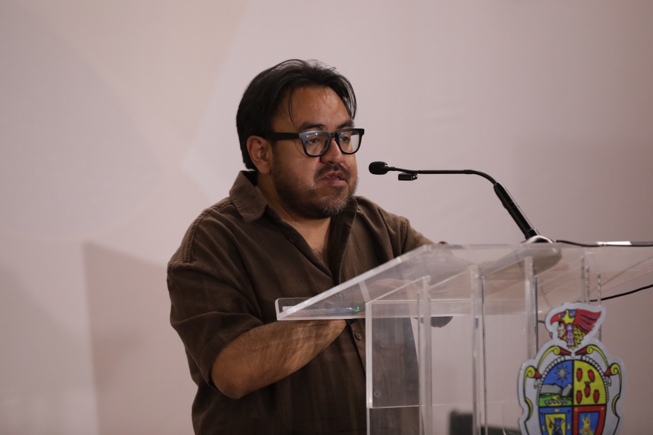 Alertan por cobros excesivos en trámites municipales ofrecidos a través de redes sociales