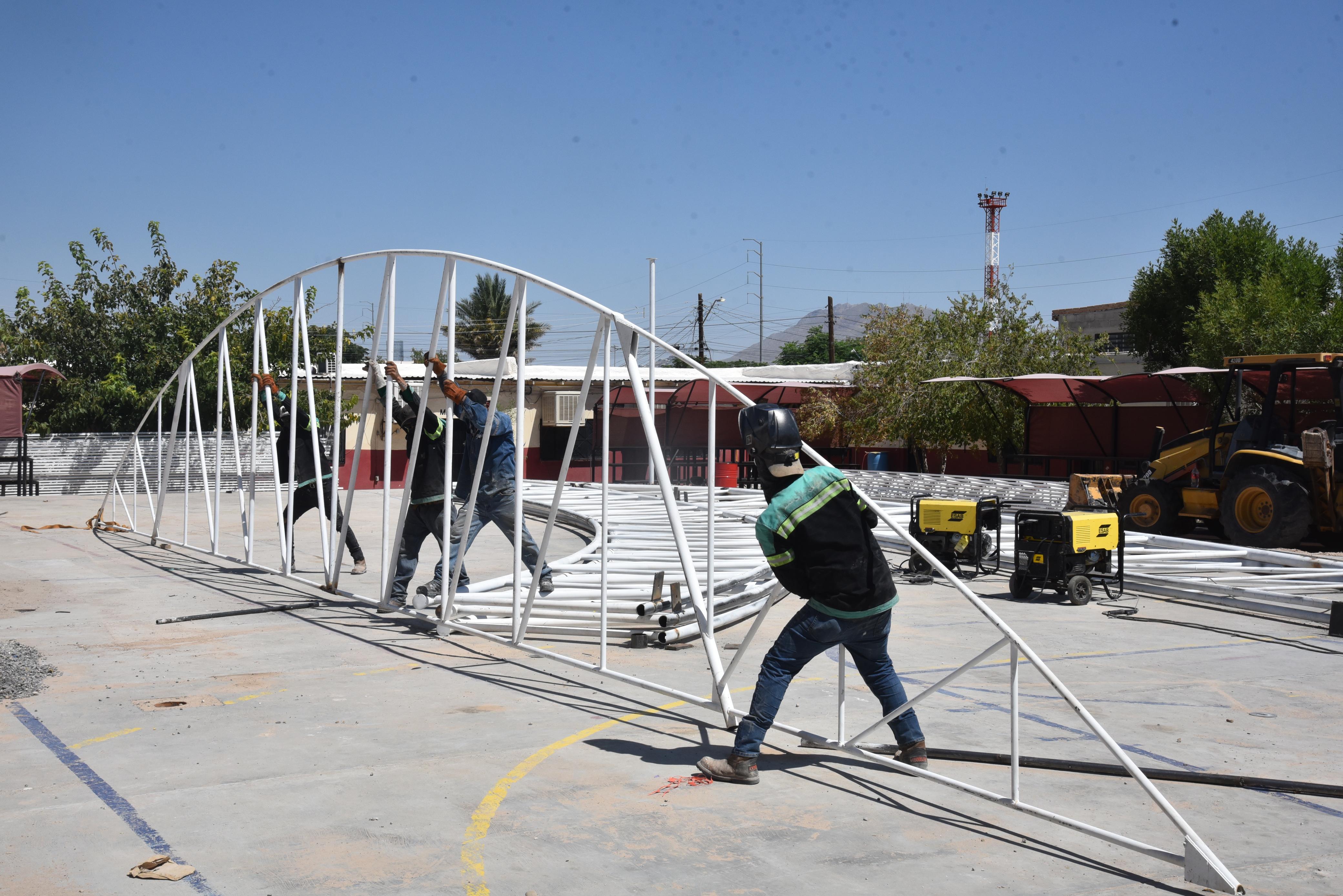 Inician construcción de domo en la primaria Carmen Serdán